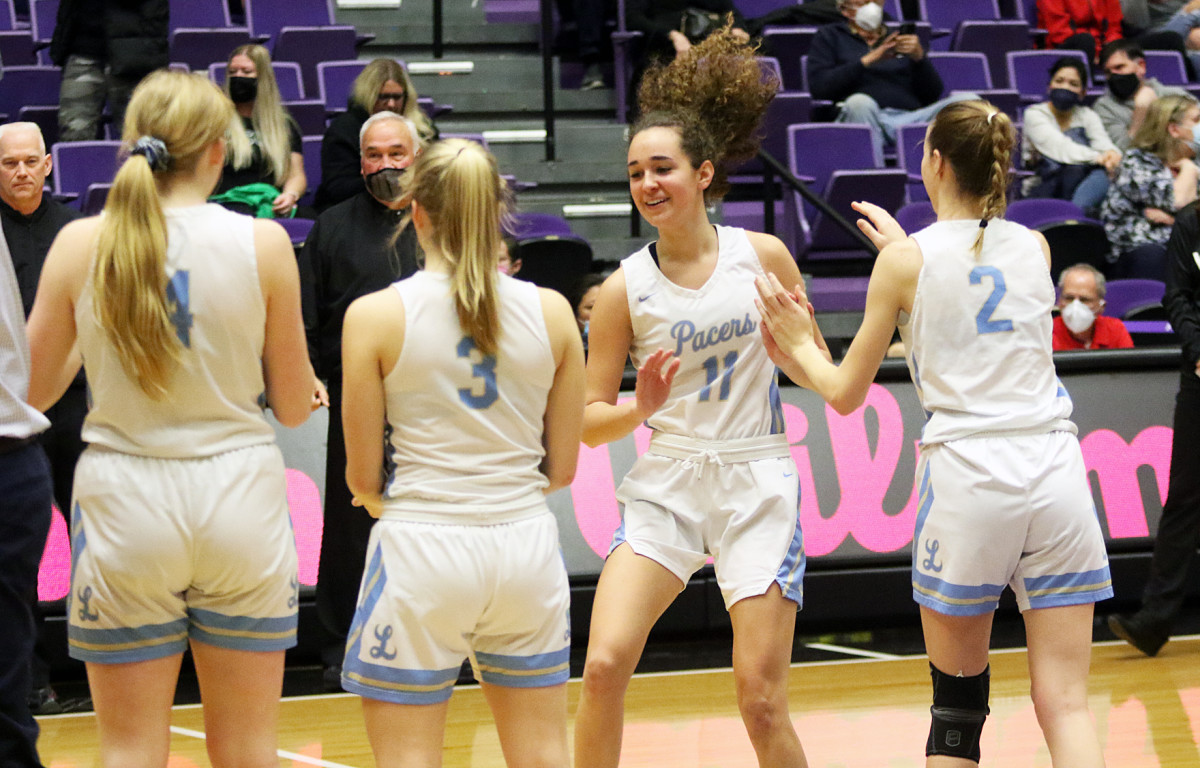 Clackamas Lakeridge girls basketball Dan Brood 9